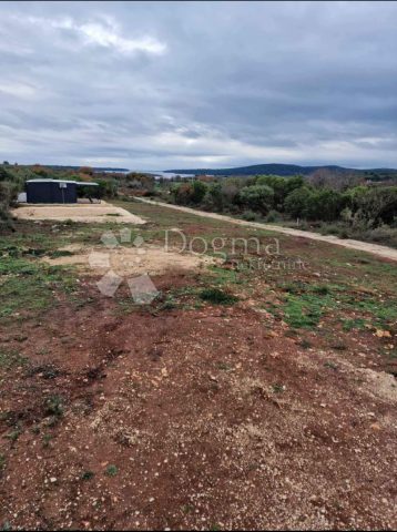 Parcela na predaj 403 m² – Pomer