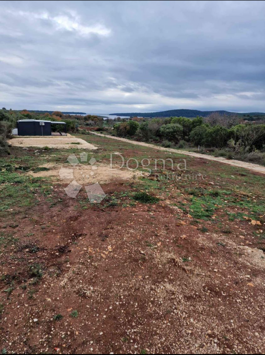 Land For sale - ISTARSKA MEDULIN