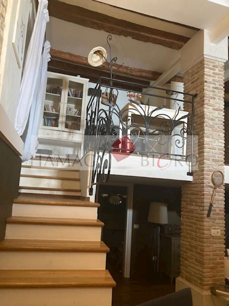 Apartma Na predaj - ISTARSKA ROVINJ