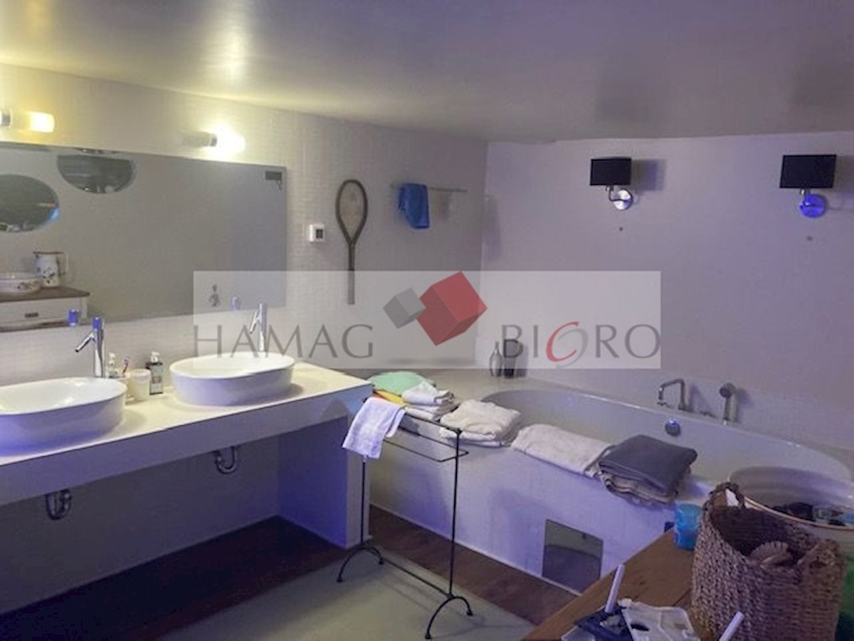 Apartma Na predaj - ISTARSKA ROVINJ
