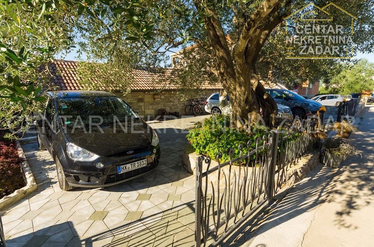 Haus Zu verkaufen - ZADARSKA POSEDARJE