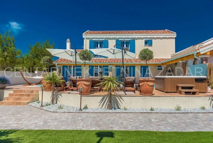 House for sale 180 m² – Pridraga