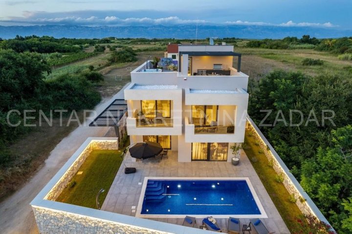 Dom na sprzedaż 360 m² – Privlaka