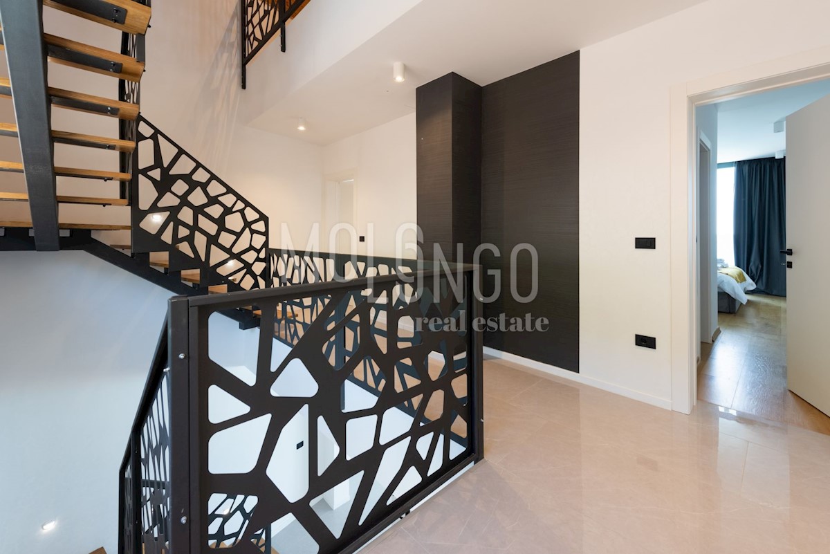 House For sale - PRIMORSKO-GORANSKA CRIKVENICA
