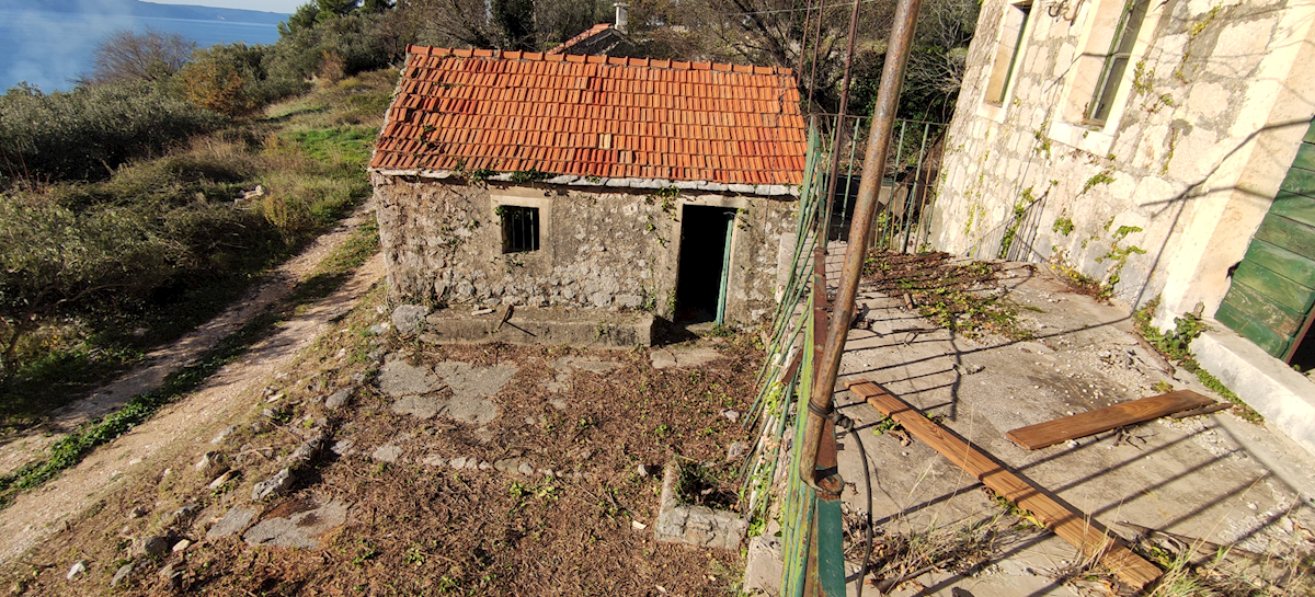 Kuća Na prodaju - SPLITSKO-DALMATINSKA PODGORA