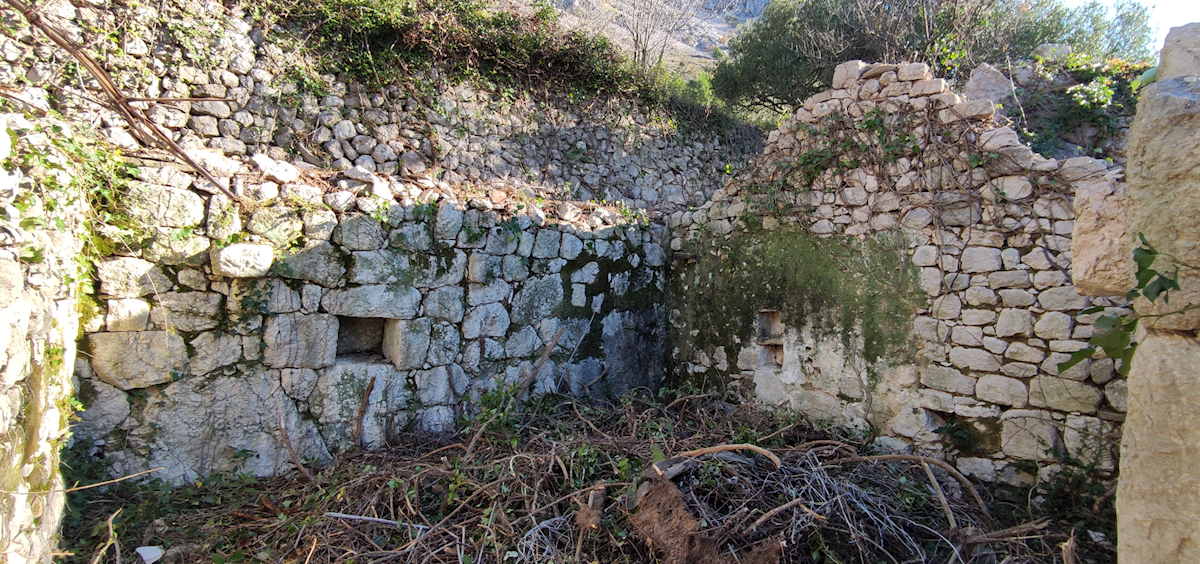 Kuća Na prodaju - SPLITSKO-DALMATINSKA PODGORA