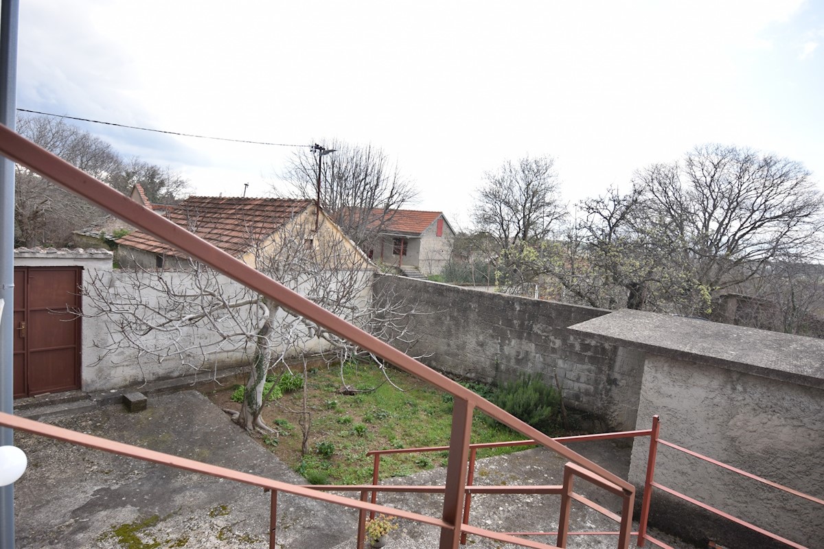 Casa In vendita - ŠIBENSKO-KNINSKA SKRADIN