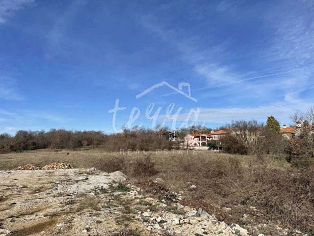 Land for sale 6505 m² – Labin