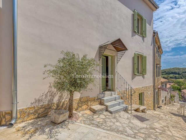 Haus zu verkaufen 120 m² – Vrsar