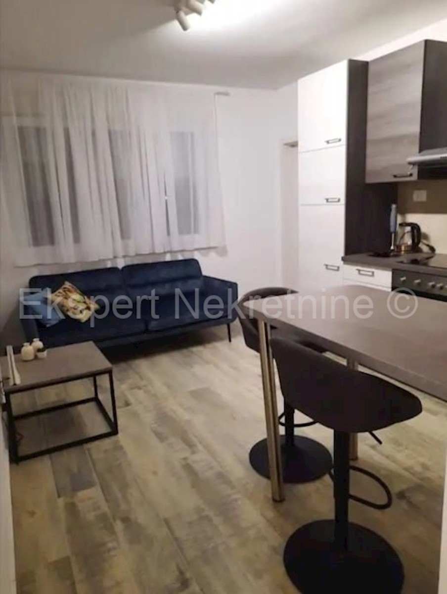 Apartment Zu verkaufen - SPLITSKO-DALMATINSKA SPLIT