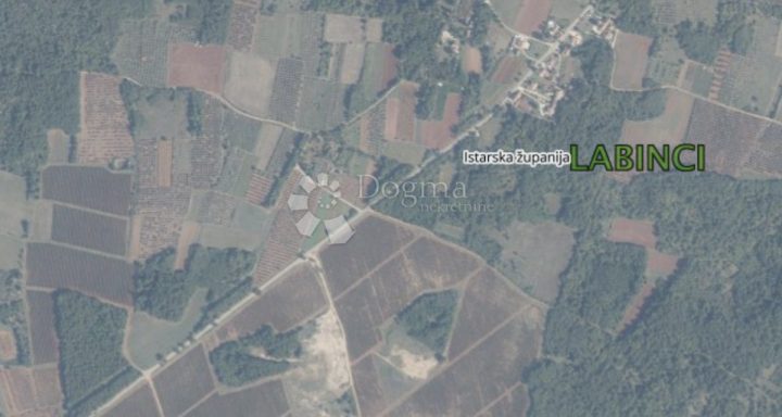 Działka na sprzedaż 505 m² – Labinci
