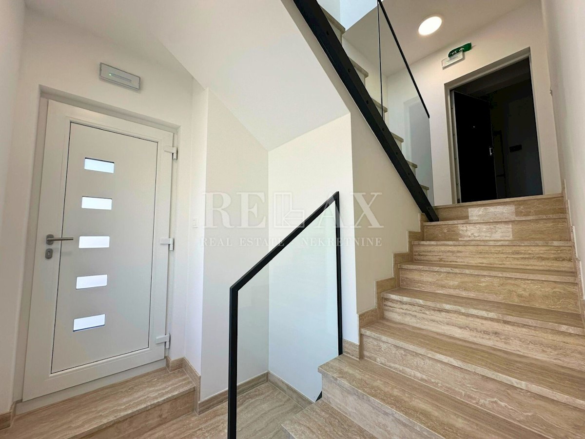 Flat For sale - PRIMORSKO-GORANSKA CRIKVENICA