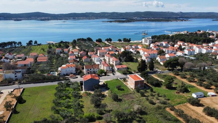 Terrain à vendre 637 m² – Sveti Filip I Jakov