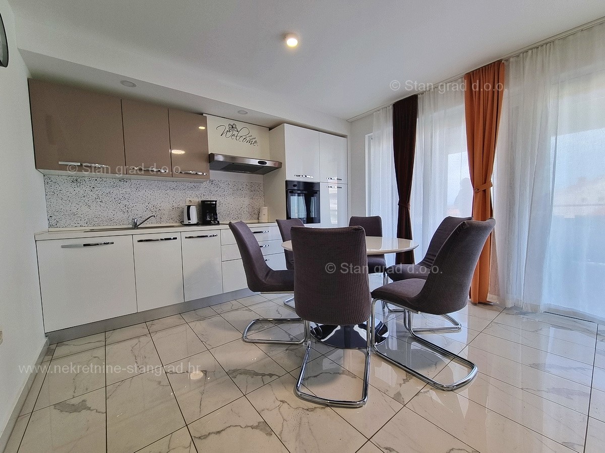 Flat For sale - PRIMORSKO-GORANSKA KRK