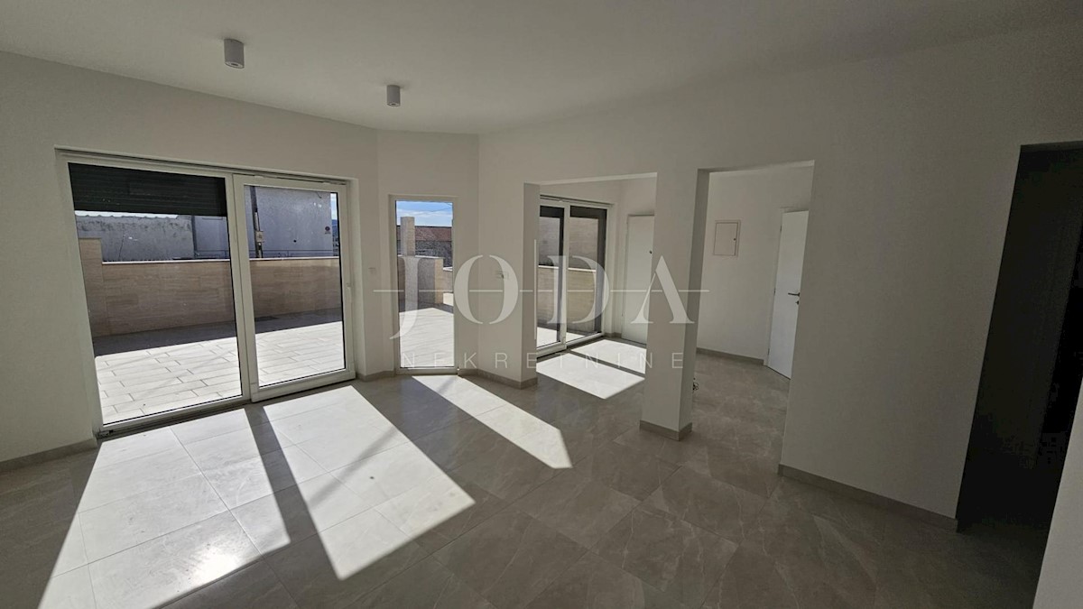 Appartement À vendre - Primorsko-goranska Crikvenica - foto 1/17