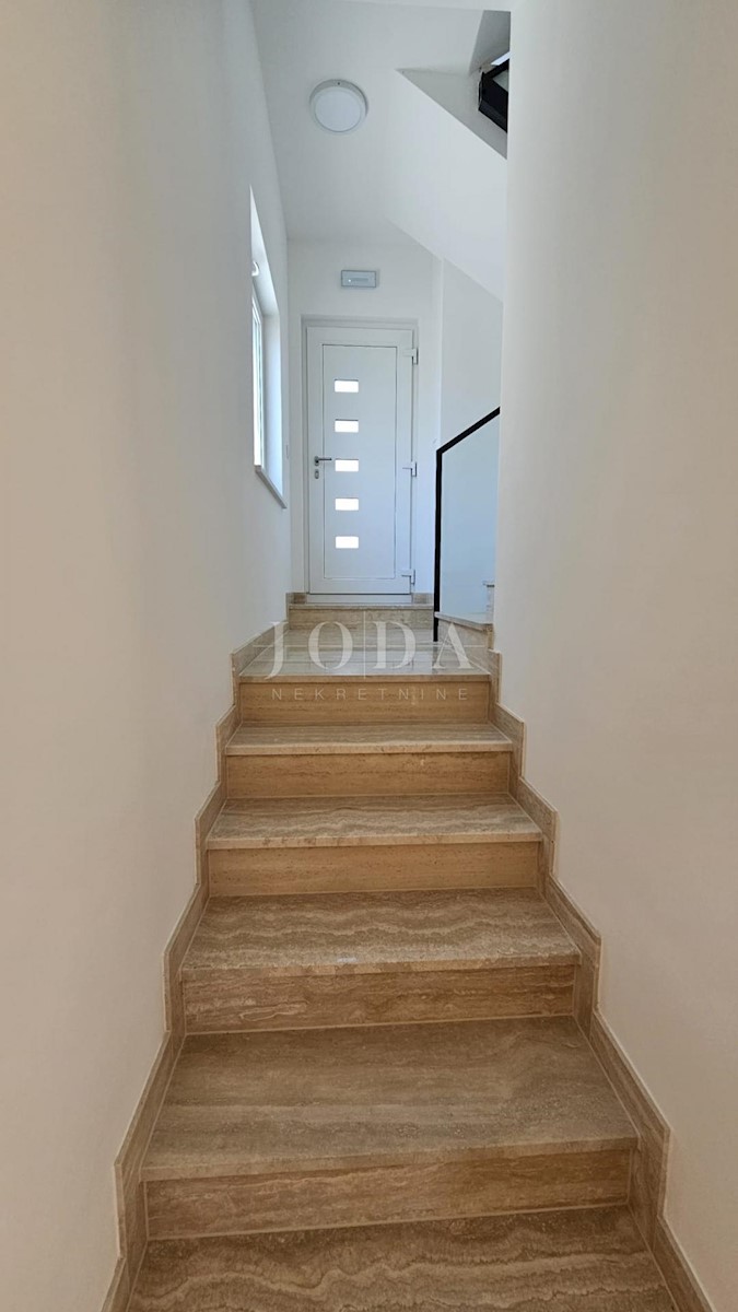 Appartement À vendre - PRIMORSKO-GORANSKA CRIKVENICA