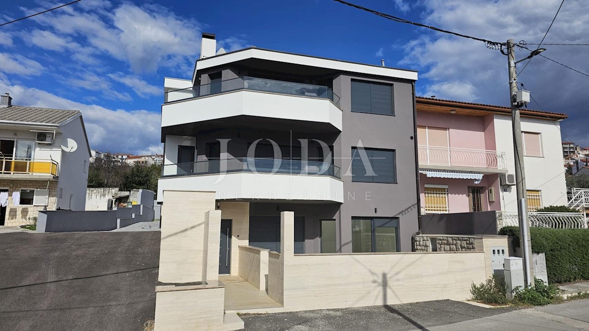Appartement À vendre - PRIMORSKO-GORANSKA CRIKVENICA