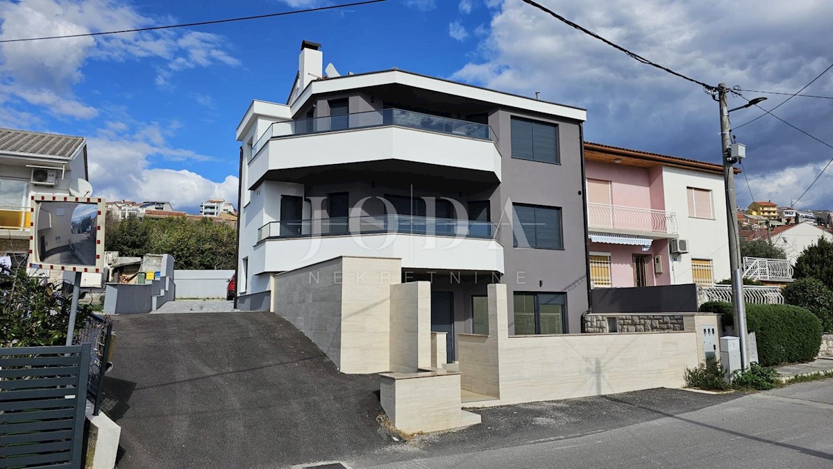 Appartement À vendre - PRIMORSKO-GORANSKA CRIKVENICA