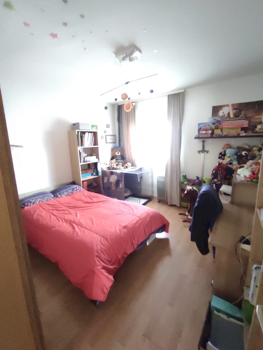 Apartment Zu verkaufen - SPLITSKO-DALMATINSKA KAŠTELA