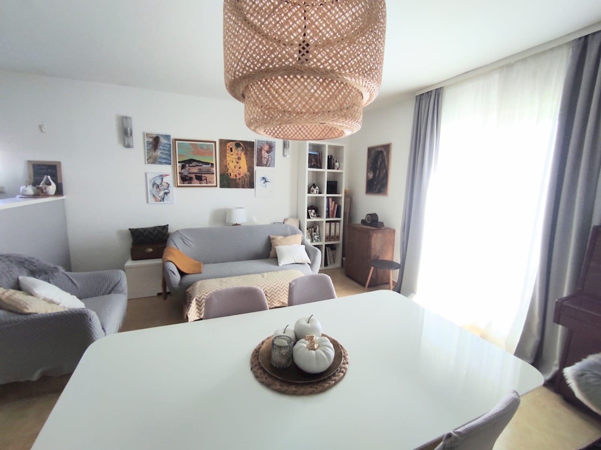 Flat For sale - SPLITSKO-DALMATINSKA KAŠTELA