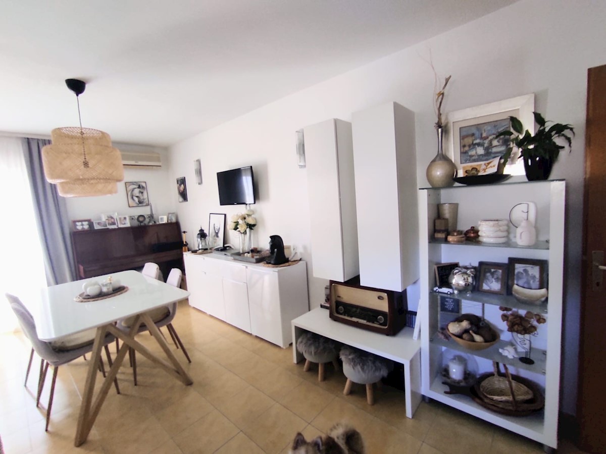 Flat For sale - SPLITSKO-DALMATINSKA KAŠTELA