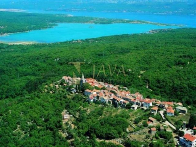 Zemljište na prodaju 978 m² – Gostinjac