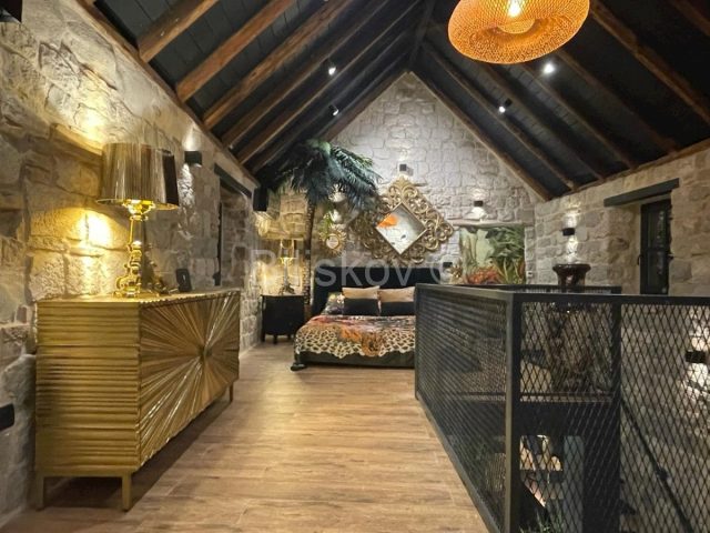 Dům na prodej 80 m² – Kaštel Stari