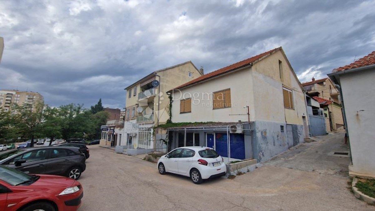 House For sale - ŠIBENSKO-KNINSKA ŠIBENIK