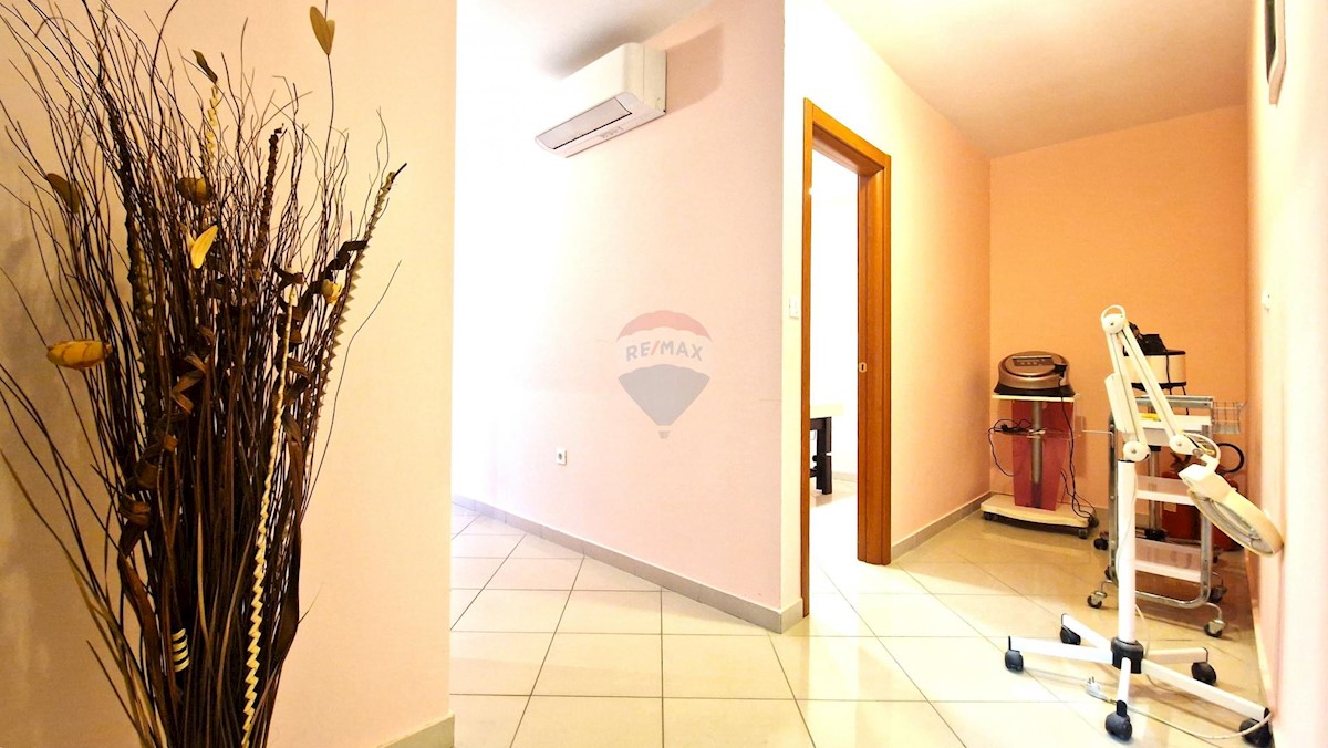 Business premises For rent - ISTARSKA UMAG