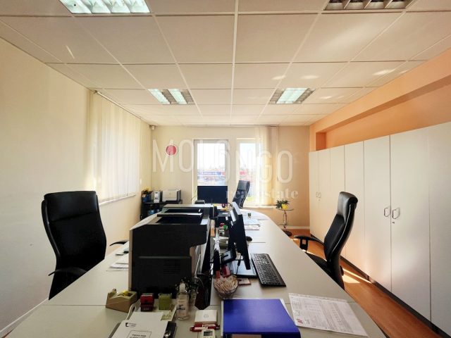 Poslovni prostori za najem 120 m² – Viškovo