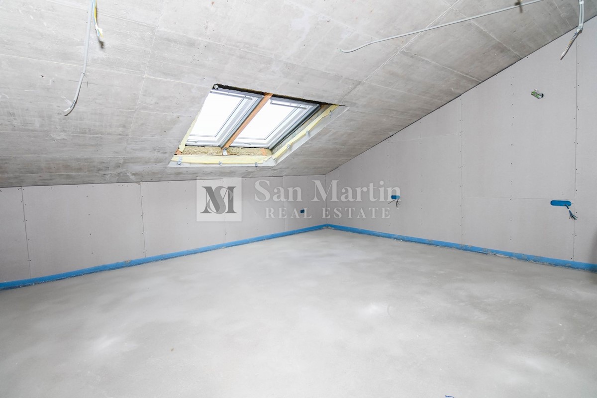 Appartamento In vendita - Istarska Rovinj
