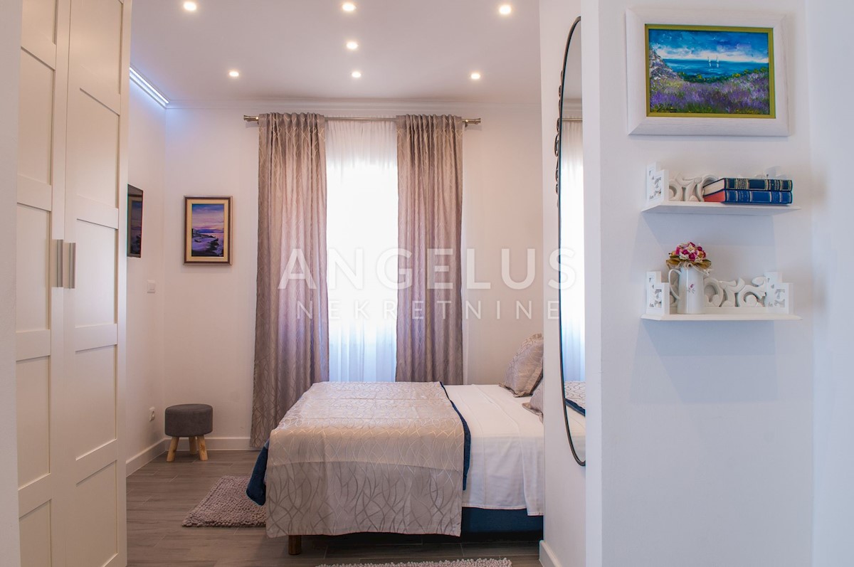 Flat For sale - SPLITSKO-DALMATINSKA SPLIT