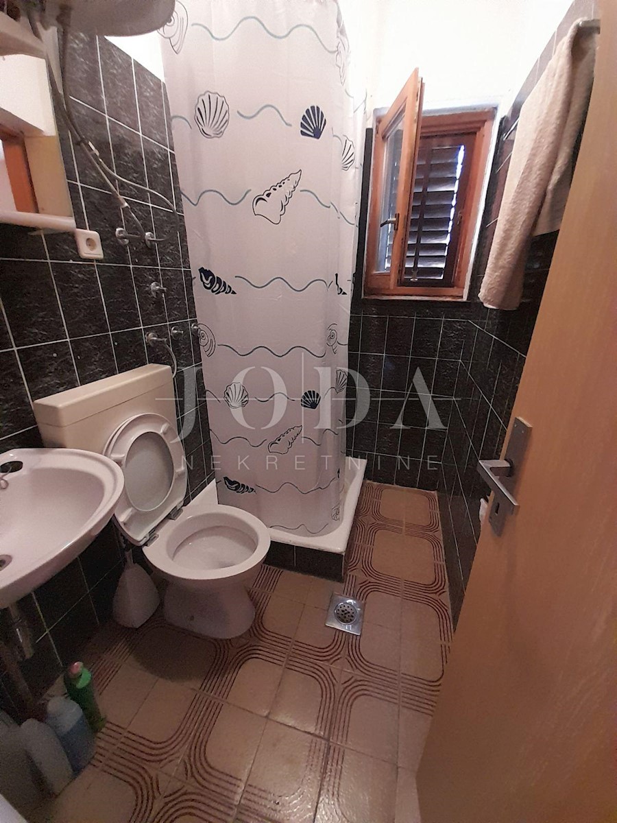 House For sale - LIČKO-SENJSKA KARLOBAG