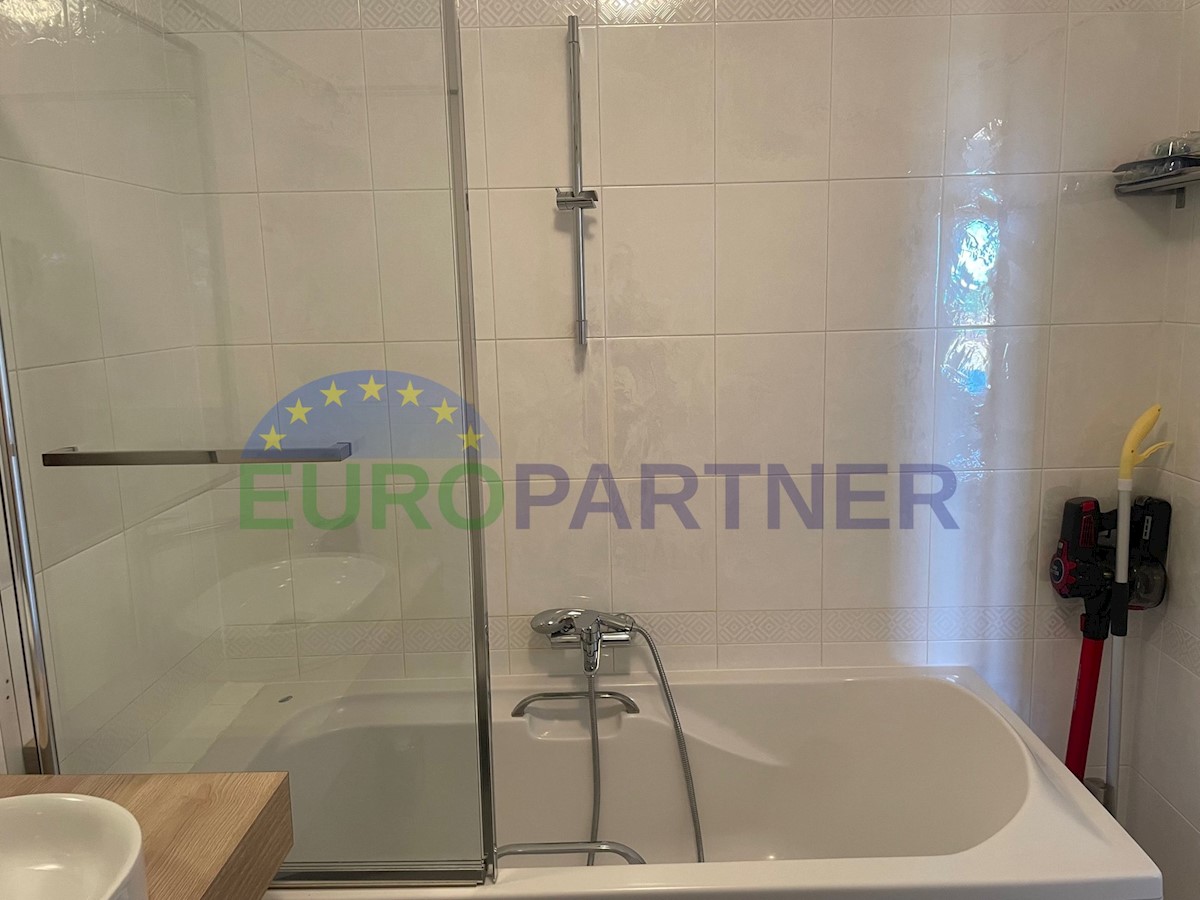 Apartmán Na predaj - Istarska Poreč - foto 3/4