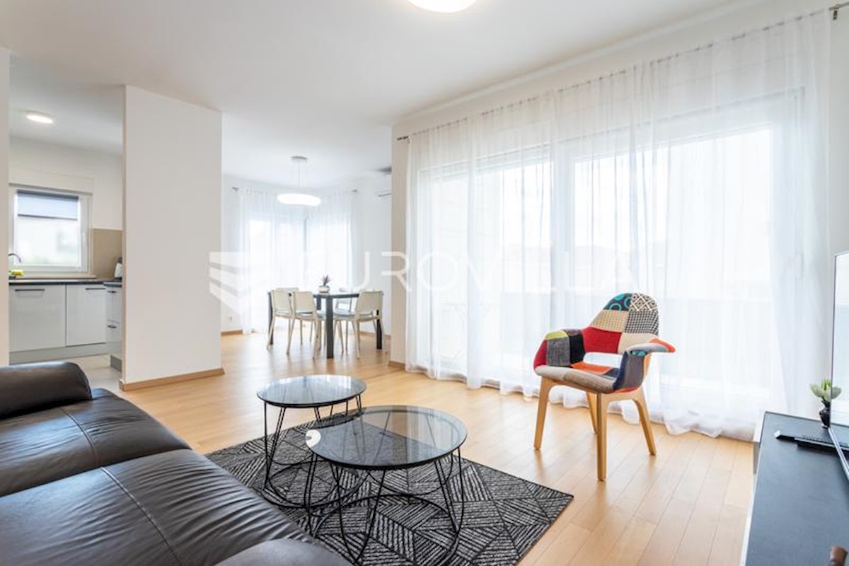 Flat For sale - SPLITSKO-DALMATINSKA SPLIT