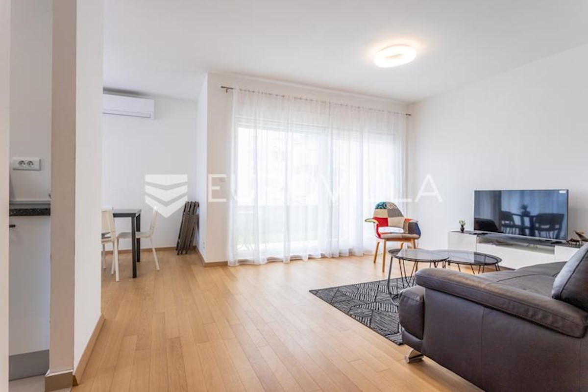 Flat For sale - SPLITSKO-DALMATINSKA SPLIT