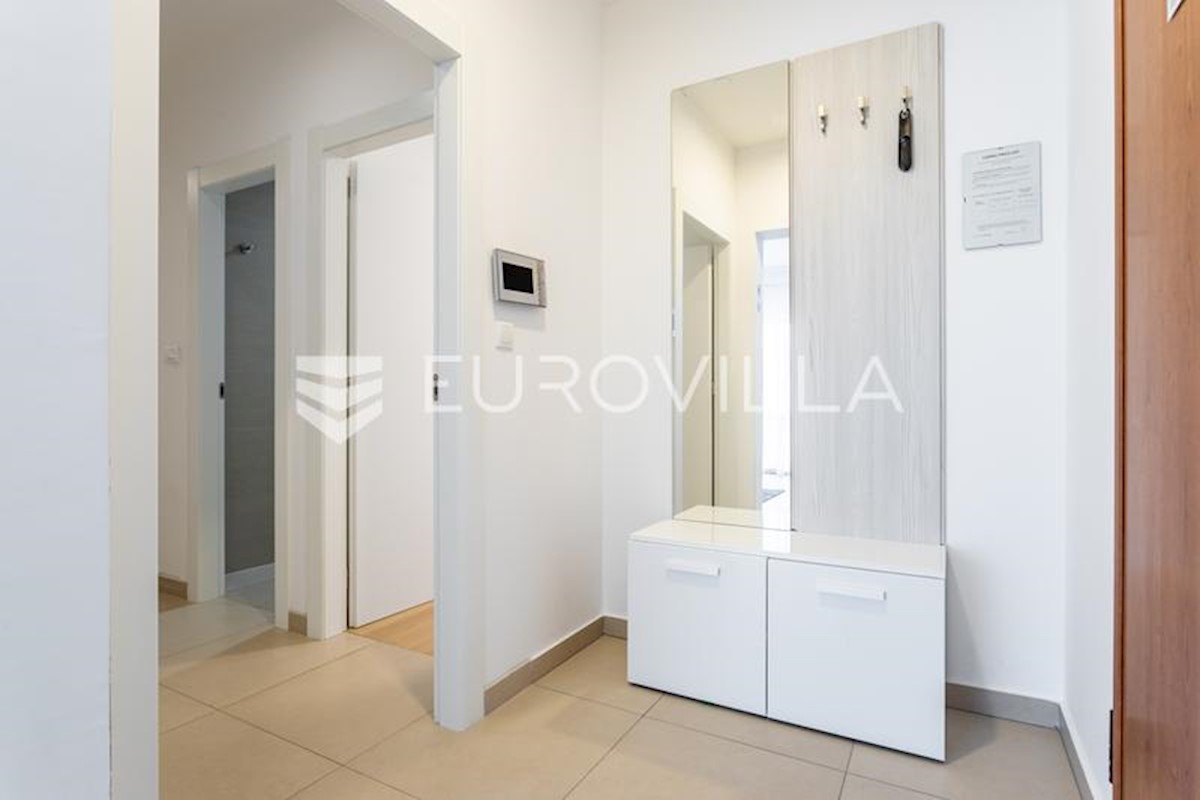 Flat For sale - SPLITSKO-DALMATINSKA SPLIT