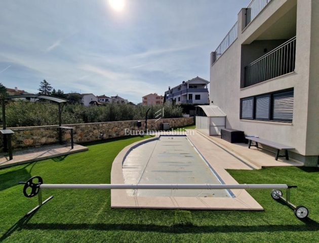 Appartement à vendre – Malinska