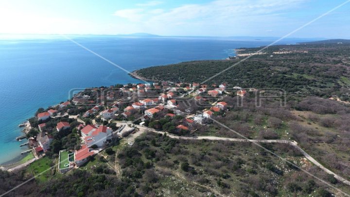 Land for sale 518 m² – Novalja