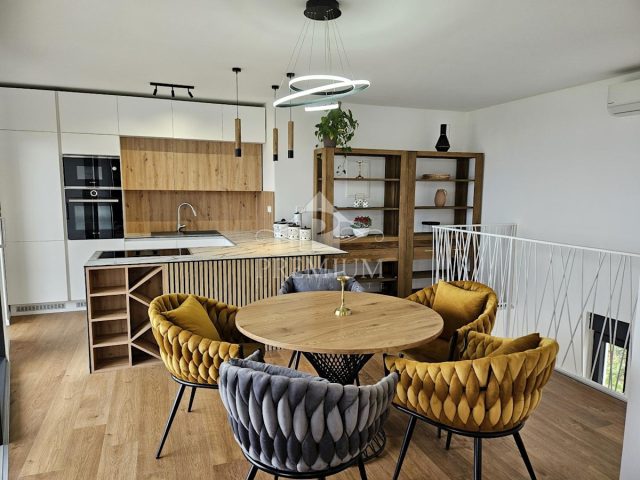 Stan za najam 89 m² – Ika