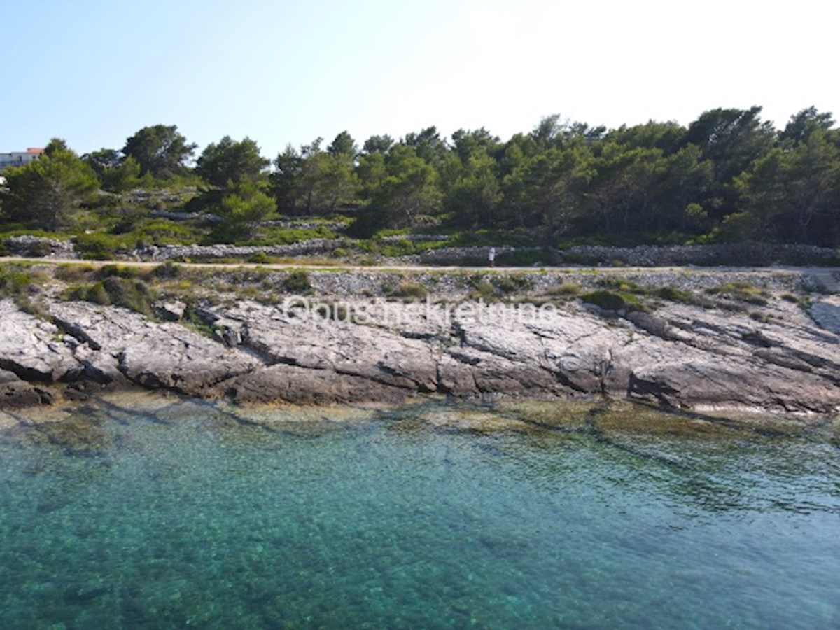 Terreno In vendita - SPLITSKO-DALMATINSKA HVAR