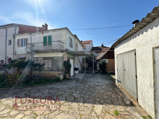 House for sale 188 m² – Brodarica