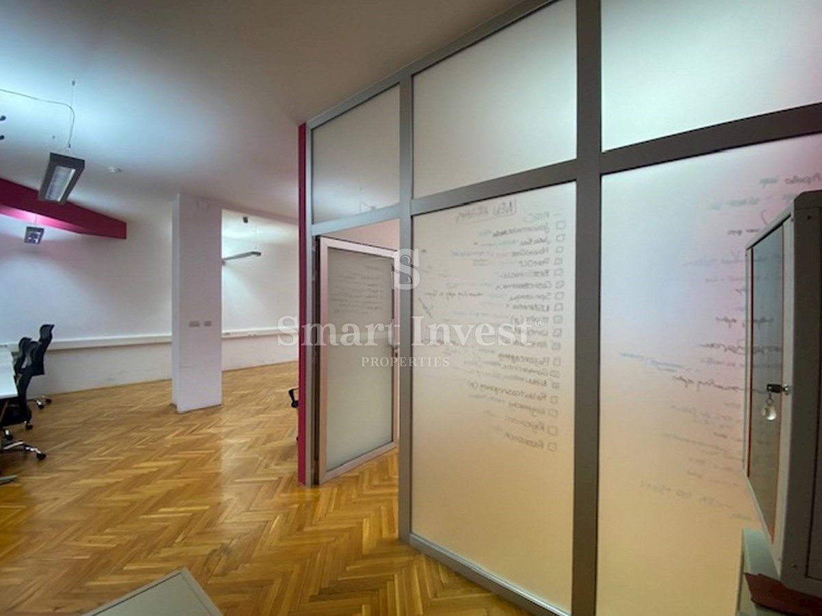 Business premises For sale - PRIMORSKO-GORANSKA RIJEKA