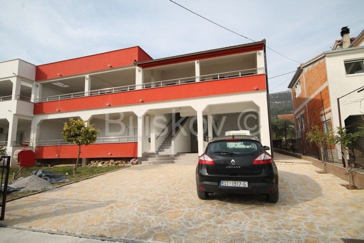 Dom na predaj 416 m² – Kaštel Stari