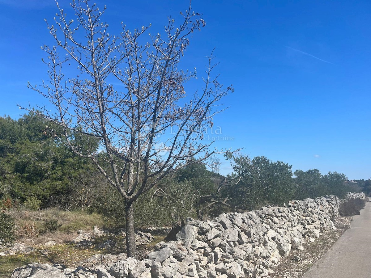 Zemljište Na prodaju - ŠIBENSKO-KNINSKA ROGOZNICA