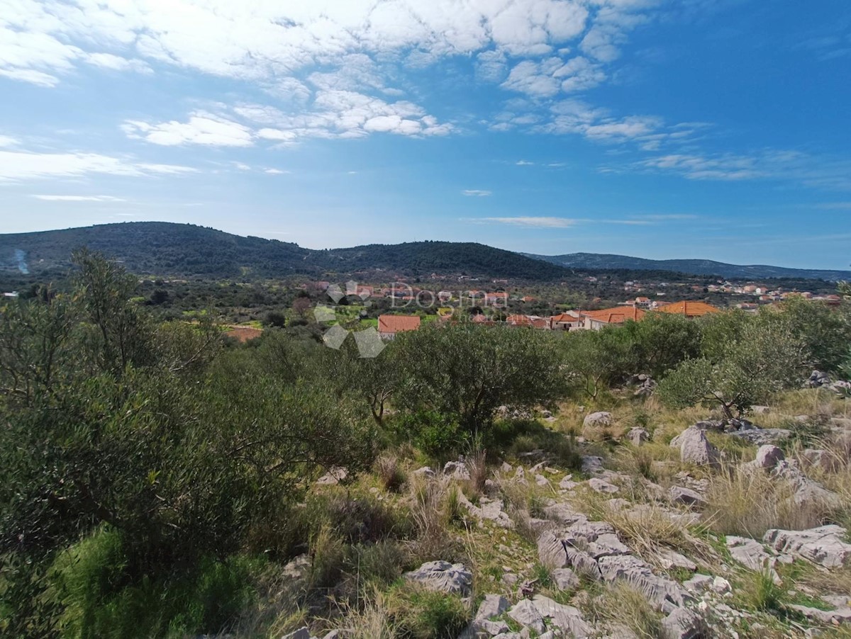 Land For sale - SPLITSKO-DALMATINSKA MARINA