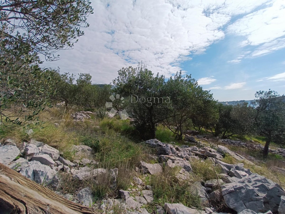 Land For sale - SPLITSKO-DALMATINSKA MARINA