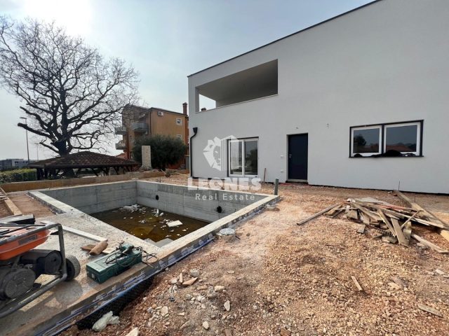 Apartment zu verkaufen 93 m² – Novigrad