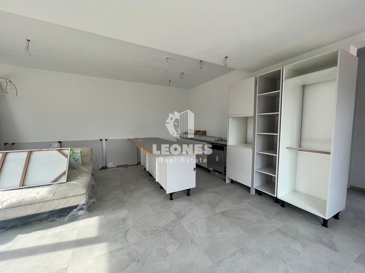 Apartma Naprodaj - ISTARSKA Novigrad