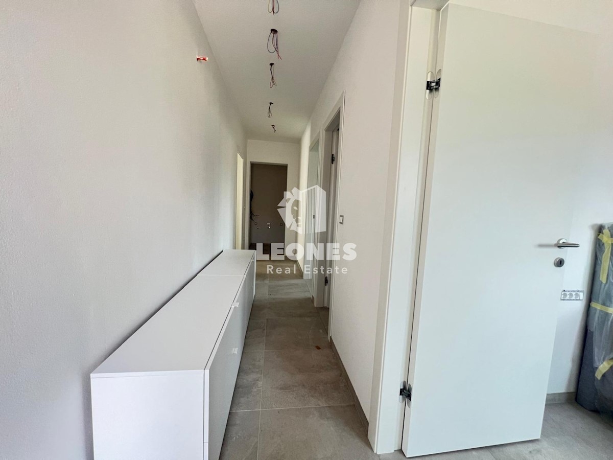 Flat For sale - ISTARSKA NOVIGRAD